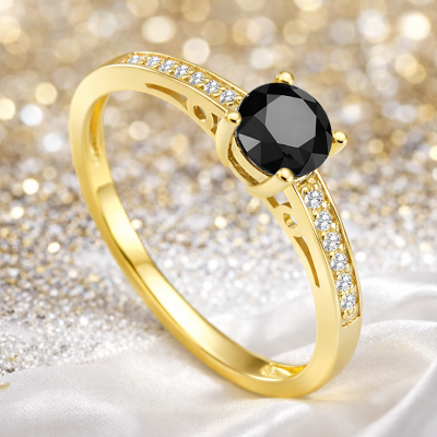 Pierścionek zaręczynowy z czarnym diamentem i brylantami żółte złoto 585